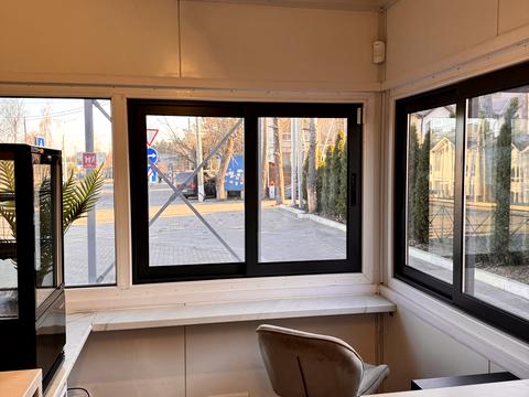 комерційна за адресою Свято-Покровська вул. (Леніна), 42