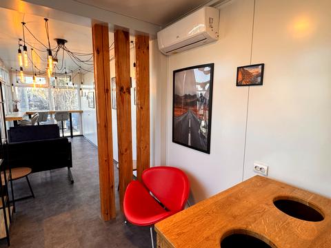 комерційна за адресою Свято-Покровська вул. (Леніна), 42