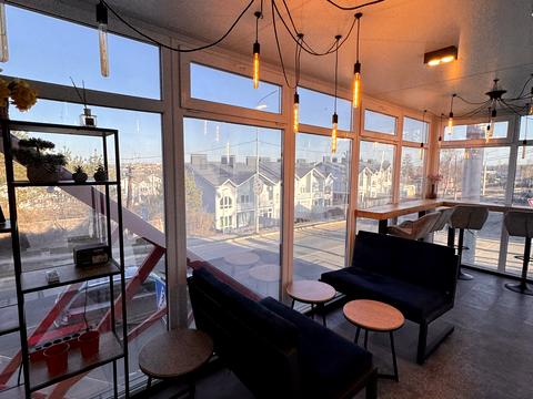 комерційна за адресою Свято-Покровська вул. (Леніна), 42