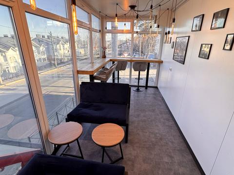 комерційна за адресою Свято-Покровська вул. (Леніна), 42