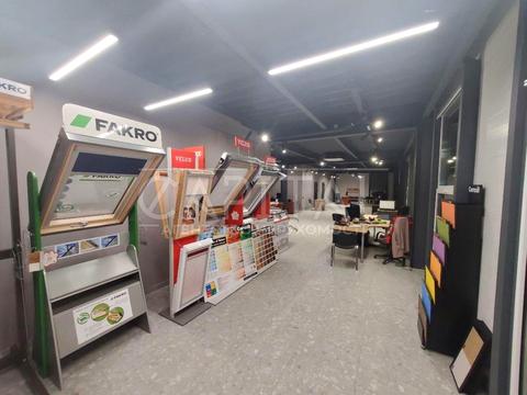 комерційна за адресою В'ячеслава Чорновола, 6