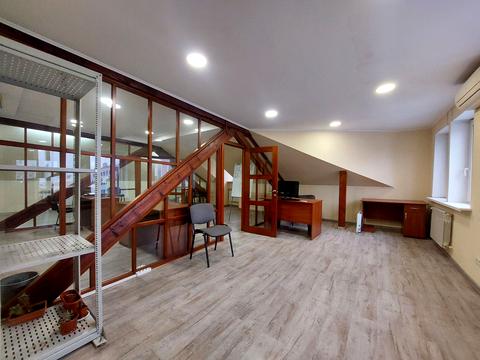 комерційна за адресою Соборна вул., 38