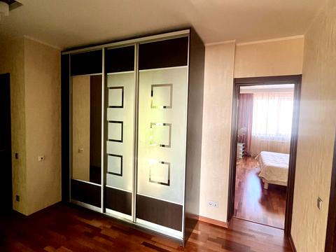 квартира за адресою Анни Ахматової вул., 35-А