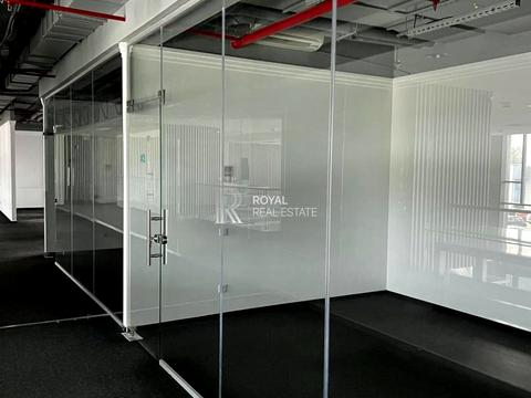 коммерческая по адресу Миколи Плавʼюка ул., 28