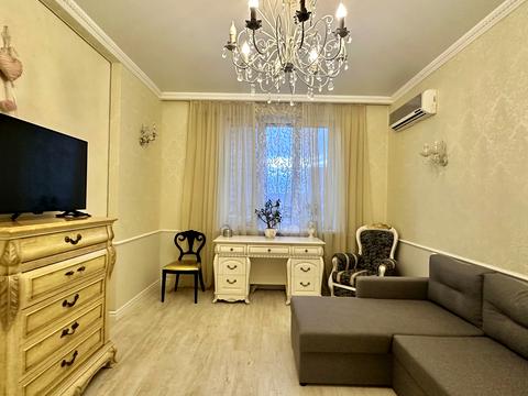 квартира за адресою Дніпровська набережна вул., 14-А