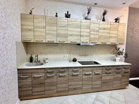 квартира за адресою Дніпровська набережна вул., 14-А