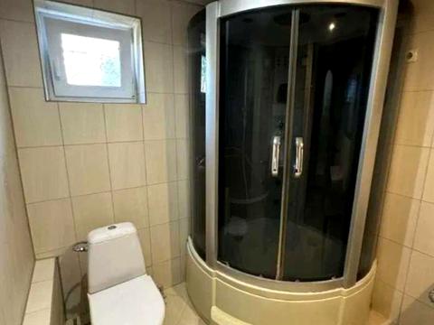 будинок за адресою центральна