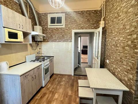 квартира за адресою Шептицьких вул., 33