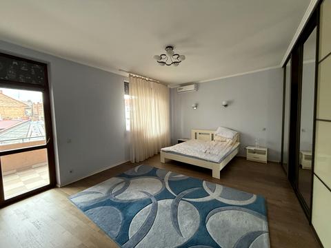 квартира за адресою Жупанатська пл., 1