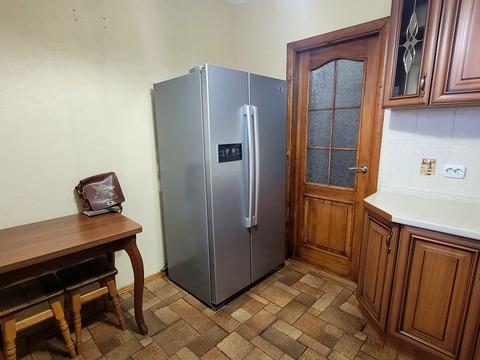 квартира за адресою Захисників України вул., 8