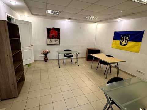 комерційна за адресою Мала Арнаутська вул., 62
