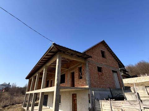 будинок за адресою Підлісна