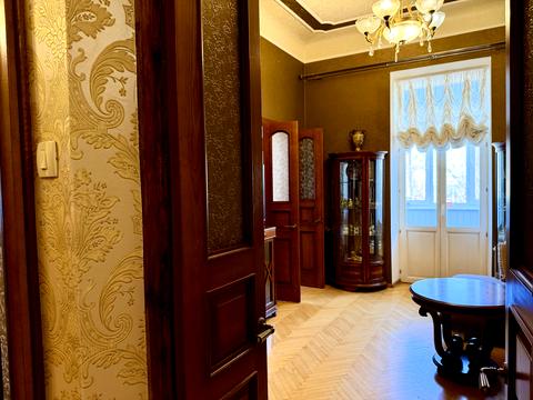 квартира за адресою Богдана Хмельницького вул., 50