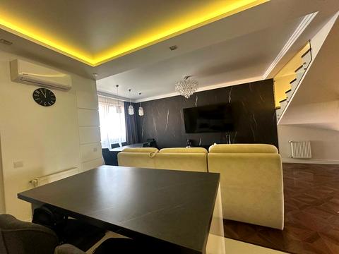 квартира за адресою Героїв Крут вул., 4