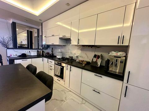 квартира за адресою Героїв Крут вул., 4