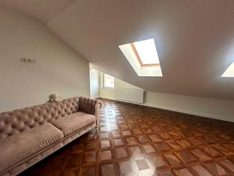 квартира за адресою Героїв Крут вул., 4