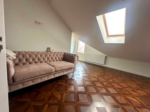 квартира за адресою Героїв Крут вул., 4