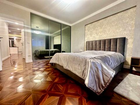 квартира за адресою Героїв Крут вул., 4