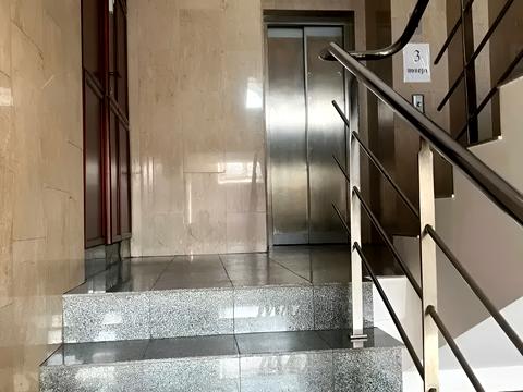 коммерческая по адресу Княгини Ольги ул. (Горького), 2