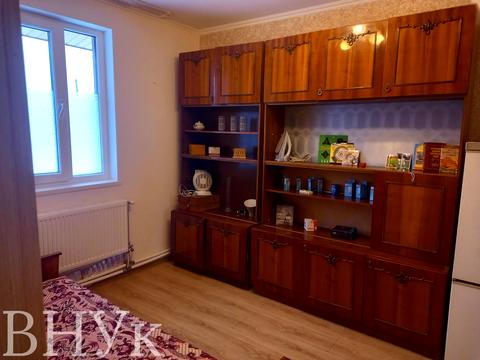 будинок за адресою Джерельна вул., 10