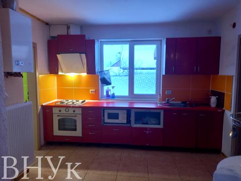 будинок за адресою Джерельна вул., 10