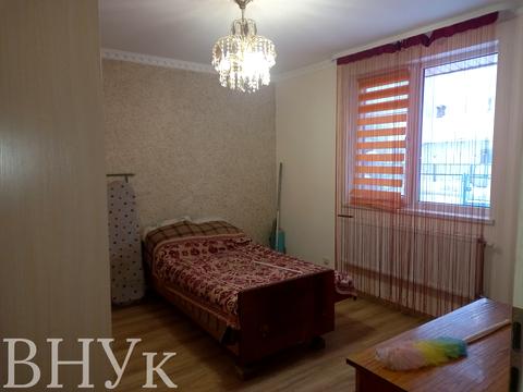 будинок за адресою Джерельна вул., 10