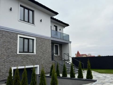 будинок за адресою Нова