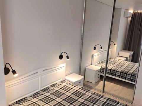 квартира по адресу Короленко ул., 43