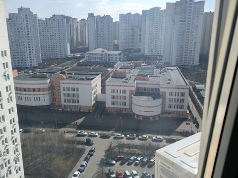 квартира за адресою Миколи Бажана просп., 14