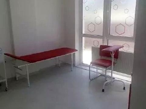 комерційна за адресою Владислава Бувалкіна вул., 60-Ж