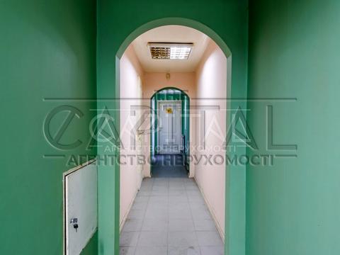 коммерческая по адресу Омеляна Пріцака ул. (Академіка Кржижановського), 3