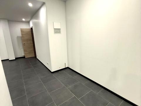 комерційна за адресою Владислава Бувалкіна вул., 60-Є