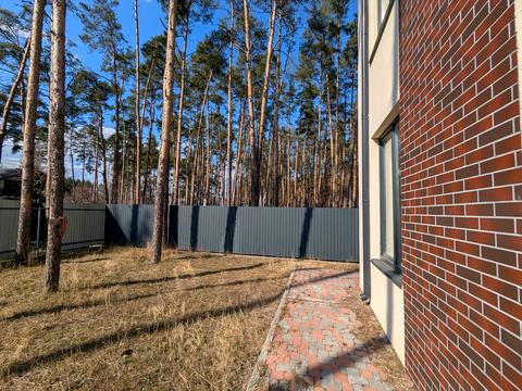 будинок за адресою Свято-Покровська вул. (Леніна)