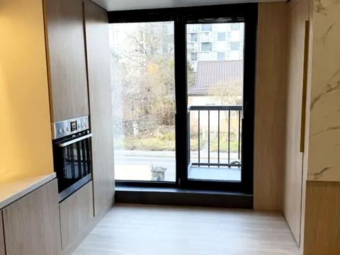 квартира за адресою Мойсея Базіна вул. (Панфіловців), 1