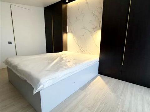 квартира за адресою Мойсея Базіна вул. (Панфіловців), 1