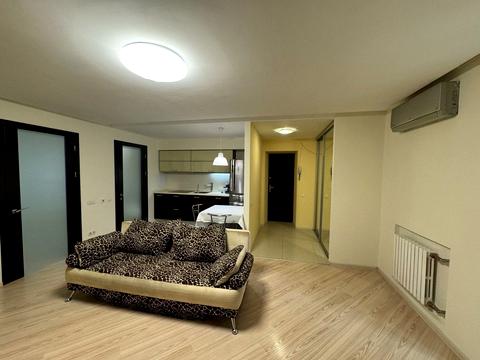 квартира за адресою Князя Ярослава Мудрого вул. (Ленінградська), 20