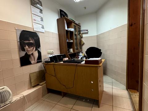 комерційна за адресою Григора Крука вул., 5