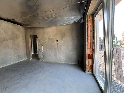 дом по адресу Ужгородская ул.