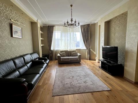 квартира за адресою Василя Тютюнника вул. (Анрі Барбюса), 16