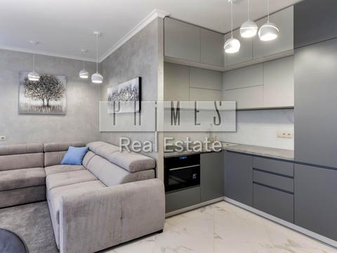 квартира за адресою Зарічна вул., 4к1