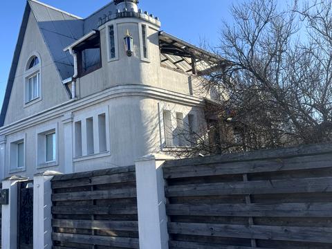 будинок за адресою Рильського