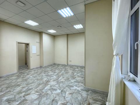 комерційна за адресою Миколи Закревського вул., 42-А