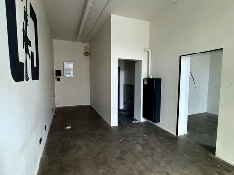 коммерческая по адресу Кудрявська, 24А