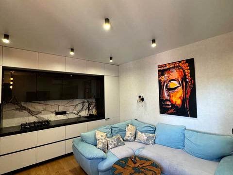 квартира за адресою Олексія Вадатурського вул. (Маршала Малиновського), 18