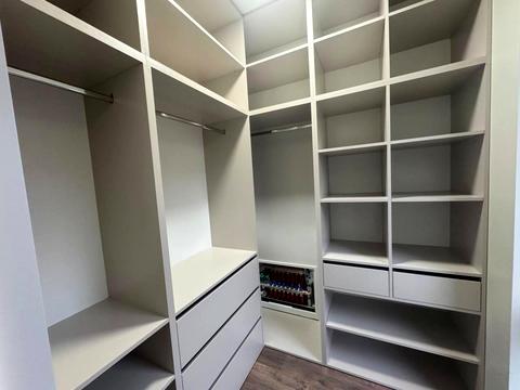 будинок за адресою Молодіжна вул.