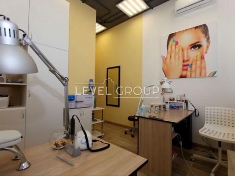 коммерческая по адресу Червоной Калины просп. (Владимира Маяковского), 89-Б