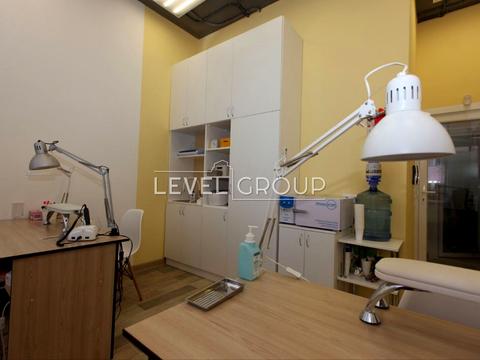 коммерческая по адресу Червоной Калины просп. (Владимира Маяковского), 89-Б