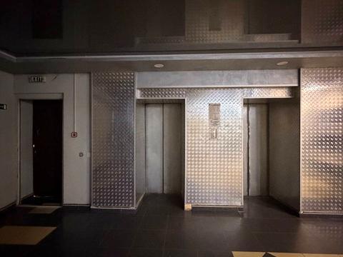 паркомісце за адресою Лариси Руденко вул., 6-А