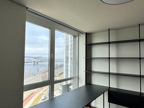 квартира за адресою Дніпровська набережна вул., 15-Є