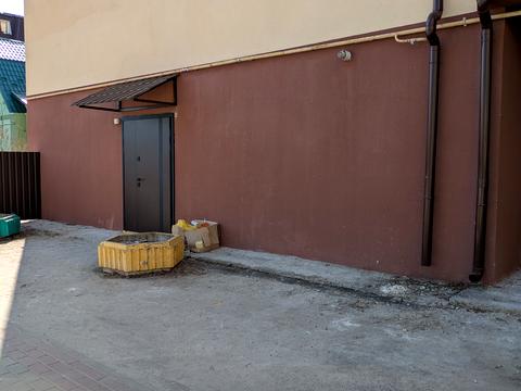 комерційна за адресою Троїцька вул. (Пролетарська), 37